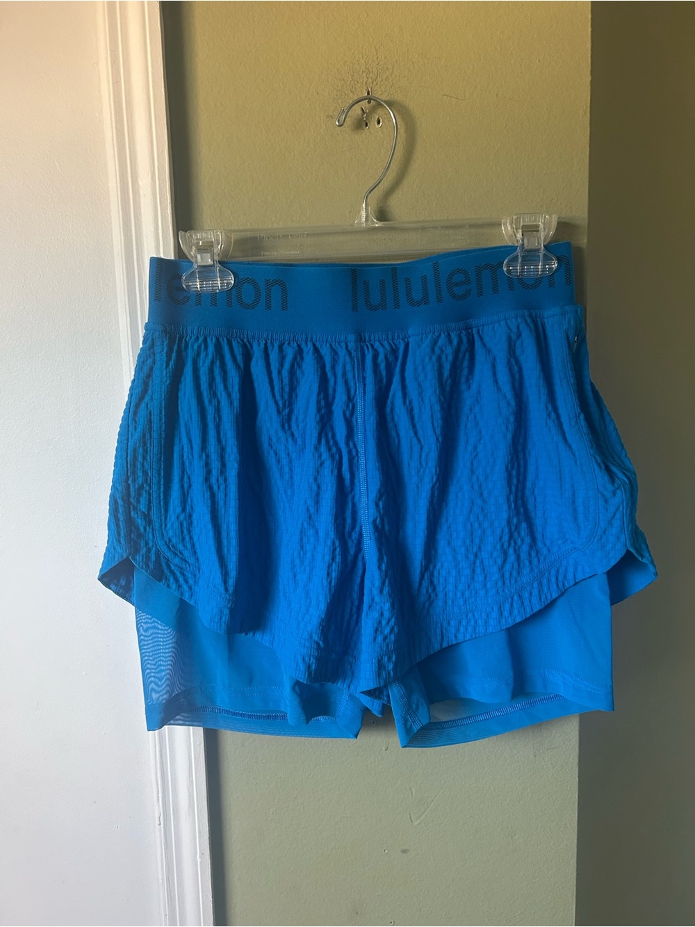 lululemon athletica Women’s Blue Layered Running Shorts
